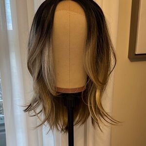 Chelsey Smith Crowns Christian CBB Standard/Petite